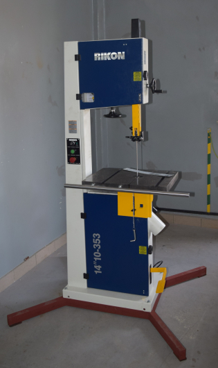 Ленточнопильный станок